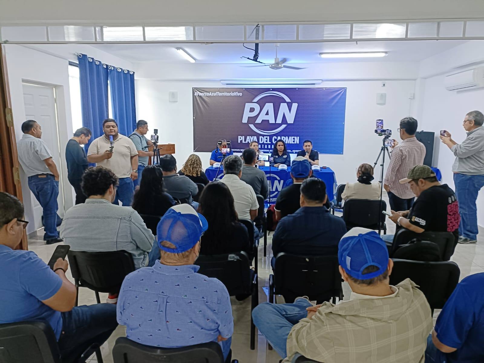 PAN Acusa Omisión Federal ante Sargazo, Salud y Turismo en Quintana Roo -  Diario Cambio 22 - Península Libre