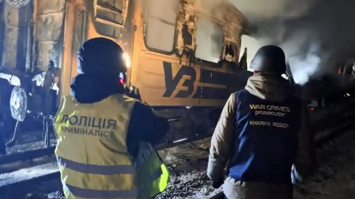 Ataque ruso con dron contra estación de tren en Ucrania deja al menos 14 muertos